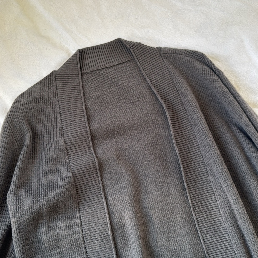 Women’s Cardigan